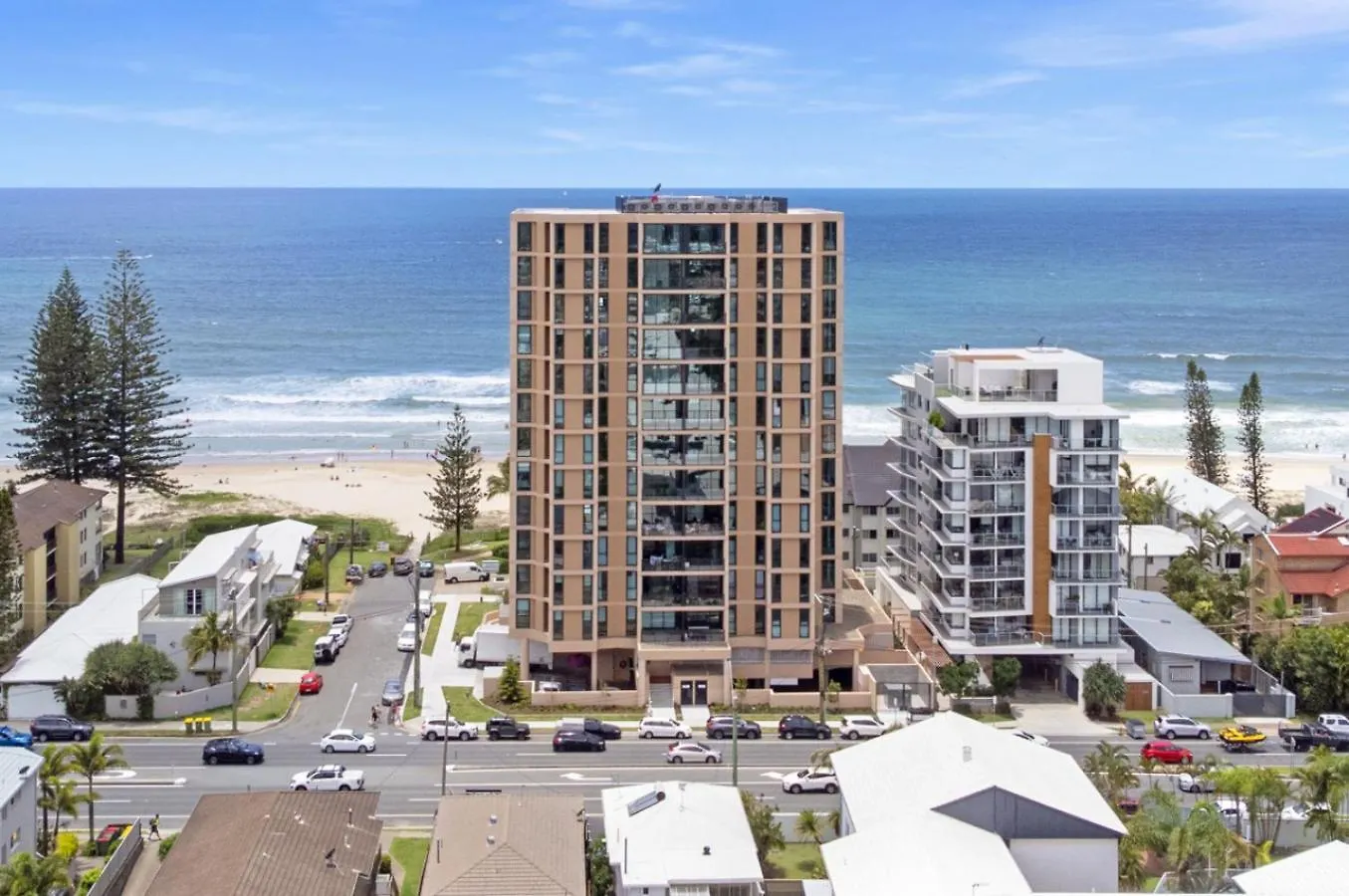 Apartment Deluxe Palm Beach Getaway Gold Coast