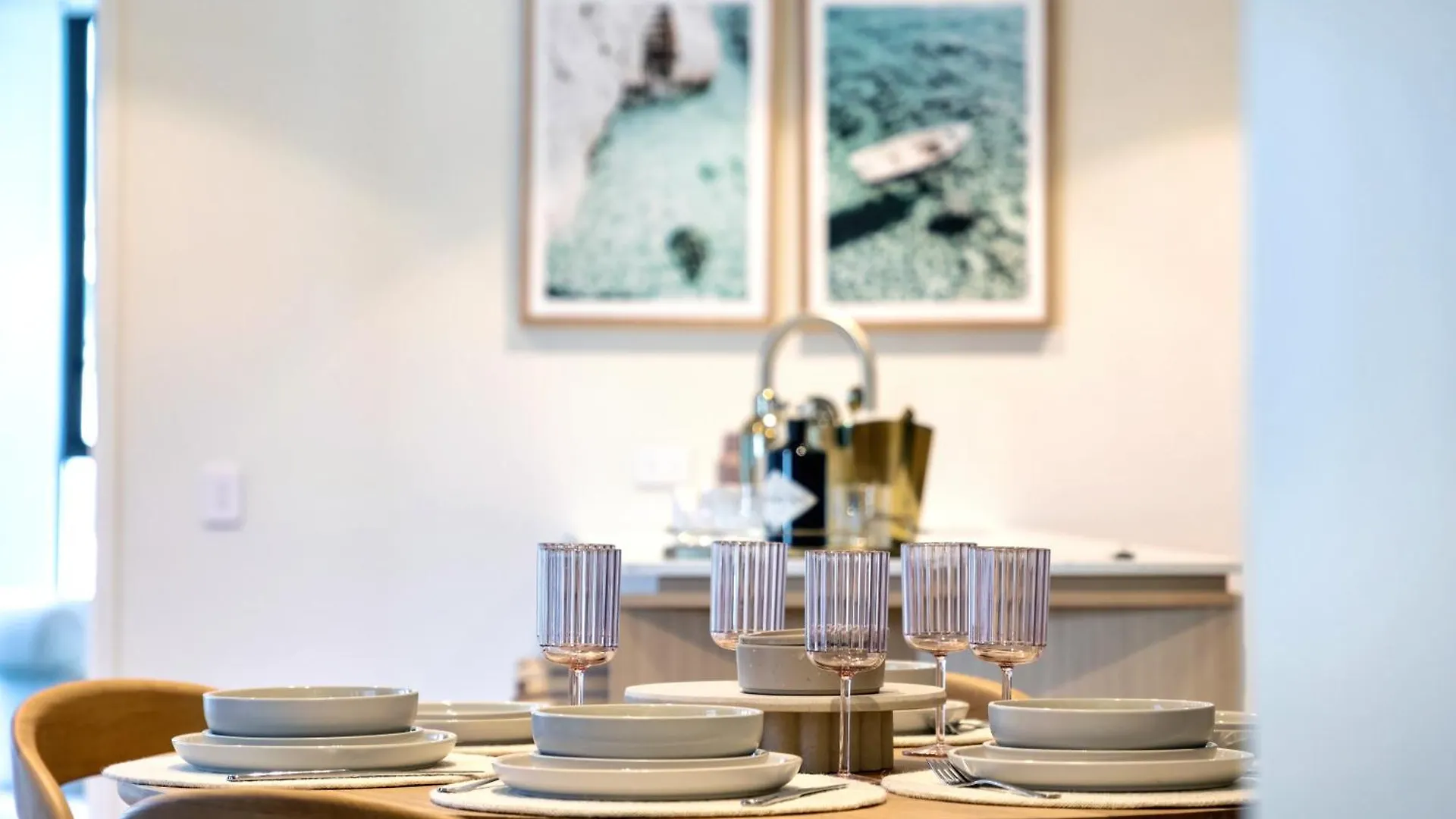 Apartment Deluxe Palm Beach Getaway Gold Coast